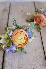 Pin-On Corsage